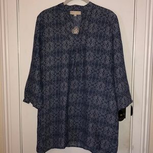 NWT Royal Standard size Sm top or cover up